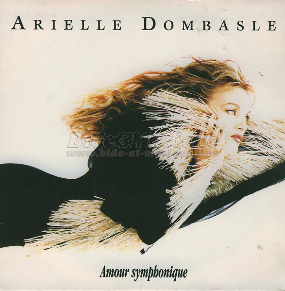 Arielle Dombasle - bides du classique, Les