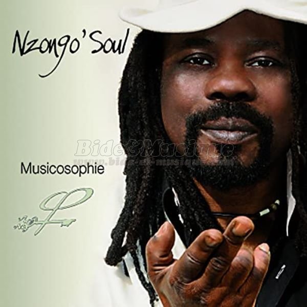 Nzongo Soul avec Manu Dibango et Bernard Lavilliers - AfricaBide