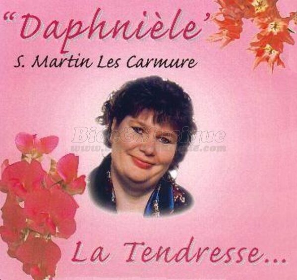  Daphnile  - Je t'aime, tu vois