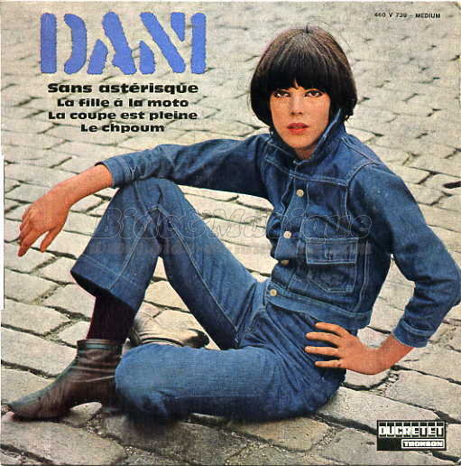 Dani - La fille � la moto
