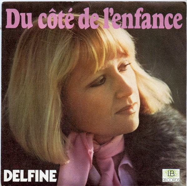 Delfine - Du ct de l'enfance