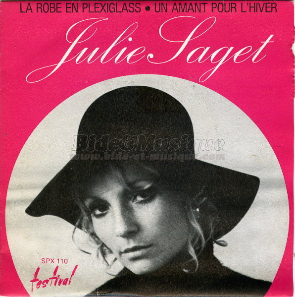 Julie Saget - La robe en plexiglass