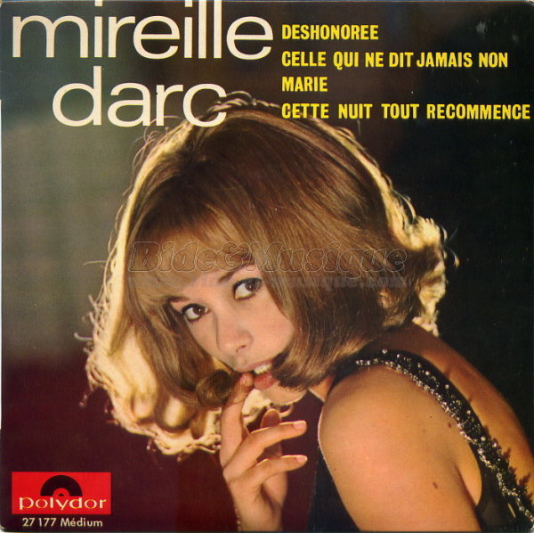 Mireille Darc - D%E9shonor%E9e