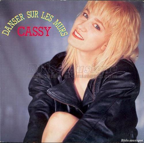 Cassy - Danser sur les murs